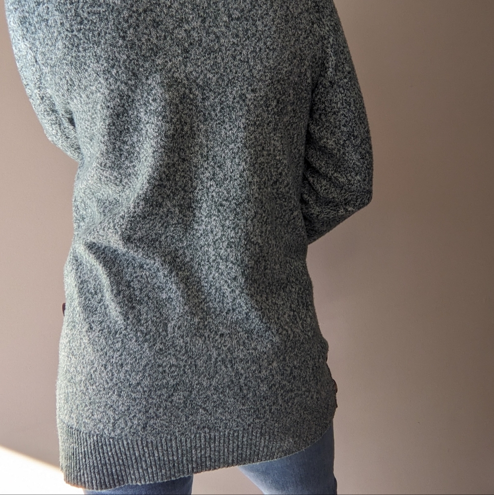 Button Cardigan - Picture 4 of 7